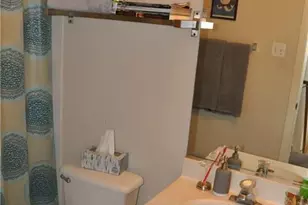 609 E 49th St, Austin, TX 78751 - Photo 16