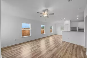 18420 Stellers Sea St, Elgin, TX 78621 - Photo 2