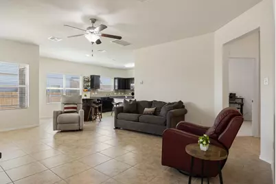 400 Circle Way, Jarrell, TX 76537 - Photo 4