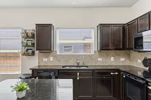 400 Circle Wy, Jarrell, TX 76537 - Photo 12