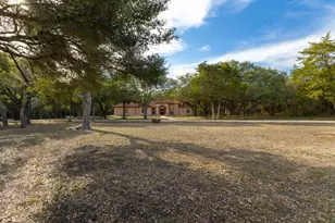250 Bucek Ln, Schulenburg, TX 78956 - Photo 40