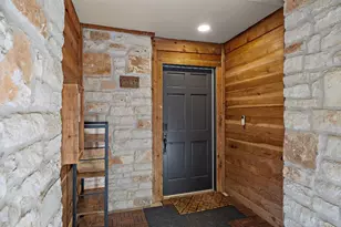 8200 Neely Dr, Austin, TX 78759 - Photo 4