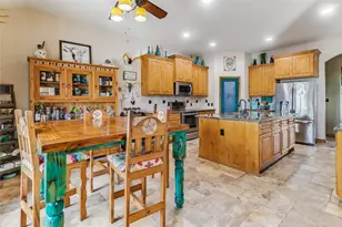 106 Deep Lake Dr, Liberty Hill, TX 78642 - Photo 8