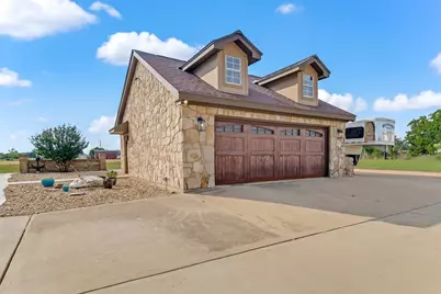 106 Deep Lake Drive, Liberty Hill, TX 78642 - Photo 24