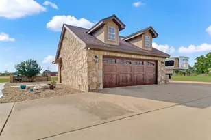 106 Deep Lake Dr, Liberty Hill, TX 78642 - Photo 24