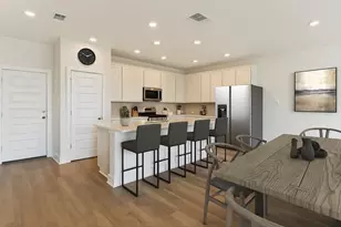 517 Emory Crossing Blvd, Hutto, TX 78634 - Photo 2