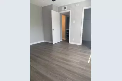 311 E 31 Street #202, Austin, TX 78705 - Photo 16