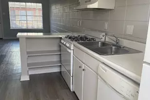 311 E 31st St, Austin, TX 78705 - Photo 8