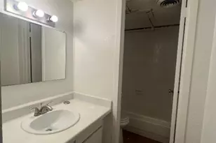 311 E 31st St, Austin, TX 78705 - Photo 20