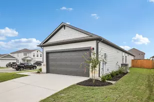 103 Two Bits, Elgin, TX 78621 - Photo 8