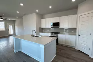 103 Two Bits, Elgin, TX 78621 - Photo 32