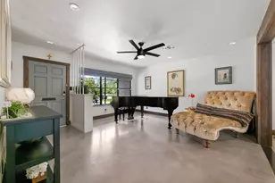 1806 Rogge Ln, Austin, TX 78723 - Photo 8