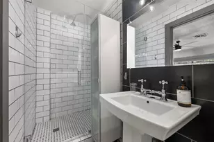 1806 Rogge Ln, Austin, TX 78723 - Photo 22
