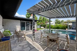 1806 Rogge Ln, Austin, TX 78723 - Photo 30