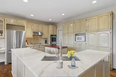 1504 Twilight Ridge Drive, Austin, TX 78746 - Photo 8