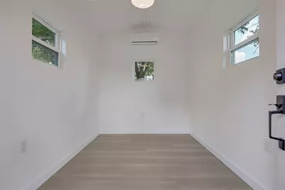 1708 Raven Drive, Austin, TX 78752 - Photo 20