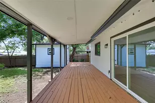 1708 Raven Dr, Austin, TX 78752 - Photo 34