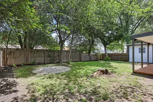 1708 Raven Dr, Austin, TX 78752 - Photo 38