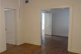 707 5 Graham Pl, Austin, TX 78705 - Photo 6