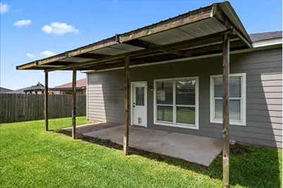 403 Thunderstorm Avenue, Lockhart, TX 78644 - Photo 22