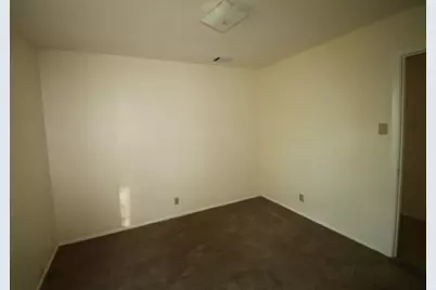 12708 Lamppost Lane, Austin, TX 78727 - Photo 6