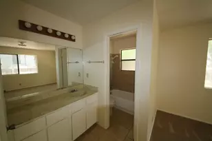 12708 Lamppost Ln, Austin, TX 78727 - Photo 10