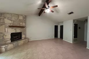 7316 Lake Charles Dr, Austin, TX 78744 - Photo 4