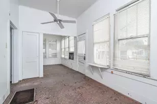 1621 S College St, Georgetown, TX 78626 - Photo 14