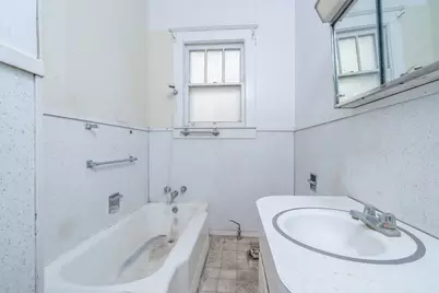 1621 S College Street, Georgetown, TX 78626 - Photo 12