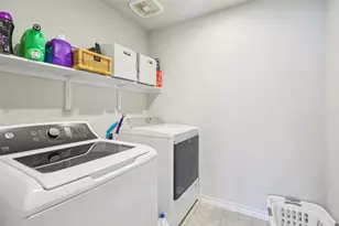 1913 Jacey Way, Austin, TX 78725 - Photo 18