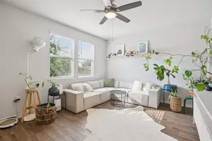 1913 Jacey Way, Austin, TX 78725 - Photo 2