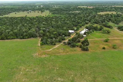 13831 Tx-95 Highway, Flatonia, TX 78941 - Photo 34