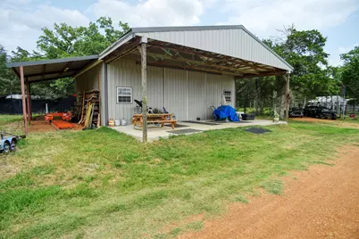 13831 Tx-95 Highway, Flatonia, TX 78941 - Photo 32