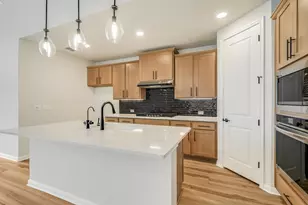 316 Puppy Dog Pass, San Marcos, TX 78666 - Photo 6