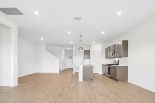 397 San Juan Trl, Bastrop, TX 78602 - Photo 6