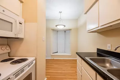 2818 Nueces Street #304, Austin, TX 78705 - Photo 2