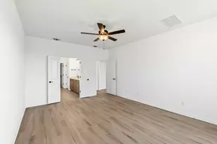 144 Elm Vw Dr, Georgetown, TX 78628 - Photo 16