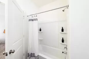 7120 Tonka Ln, Austin, TX 78744 - Photo 10