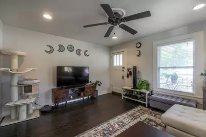 3111 Robinson Avenue, Austin, TX 78722 - Photo 12