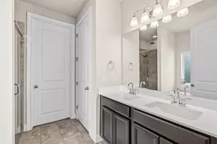 108 Round Valley Ct, Liberty Hill, TX 78642 - Photo 18