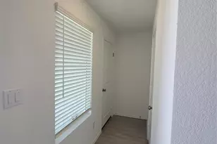 105 Painted Night Rd, Hutto, TX 78634 - Photo 2