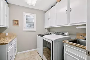 30110 Torrey Pines Cir, Georgetown, TX 78628 - Photo 6