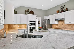 30110 Torrey Pines Cir, Georgetown, TX 78628 - Photo 20