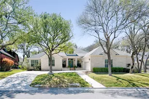 30110 Torrey Pines Cir, Georgetown, TX 78628 - Photo 2