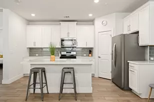 8610 McKamy Dr, Austin, TX 78744 - Photo 6