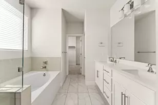8610 McKamy Dr, Austin, TX 78744 - Photo 16