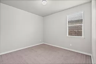 3716 Soft Shore Ln, Pflugerville, TX 78660 - Photo 16