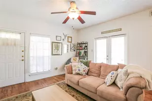 912 W 22nd St, Austin, TX 78705 - Photo 4