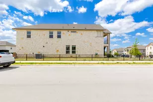 218 Glass Mountains Wy, Dripping Springs, TX 78620 - Photo 32