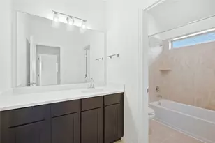 25617 Flora Bella Ln, Elgin, TX 78621 - Photo 20